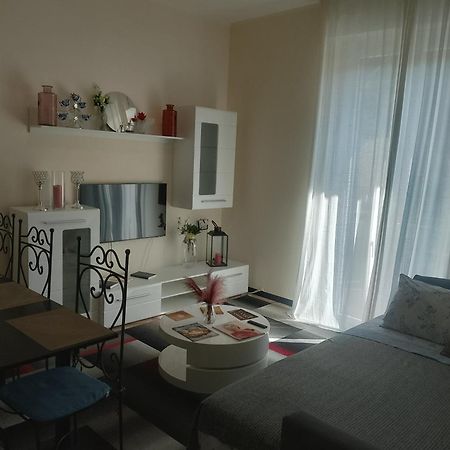 Elizabeth House Apartamento Como Exterior foto